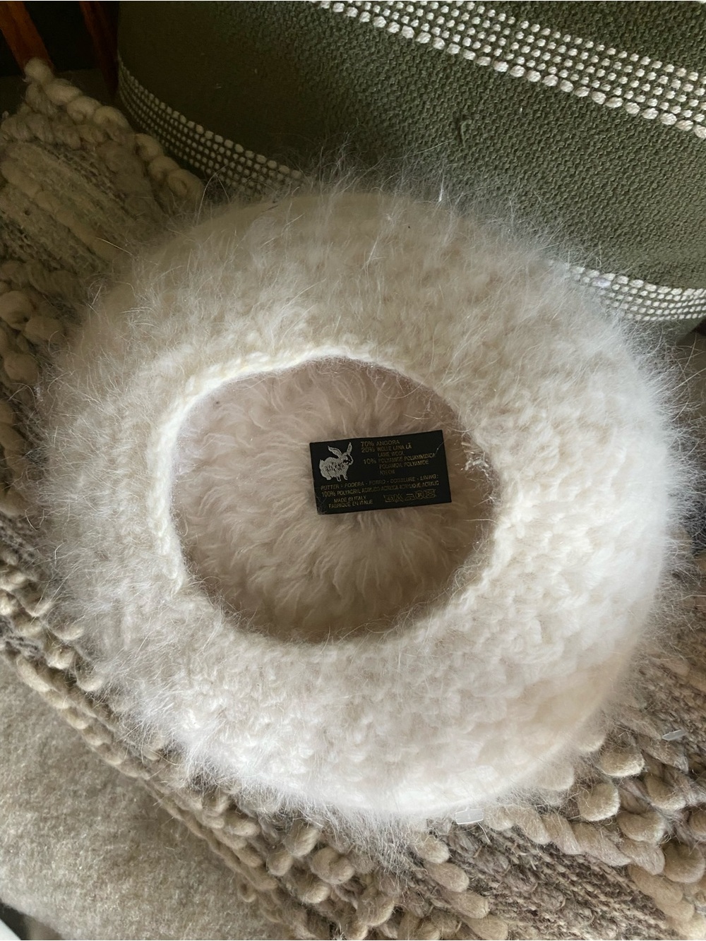 Angora-Blend Hat - Picture 4 of 5